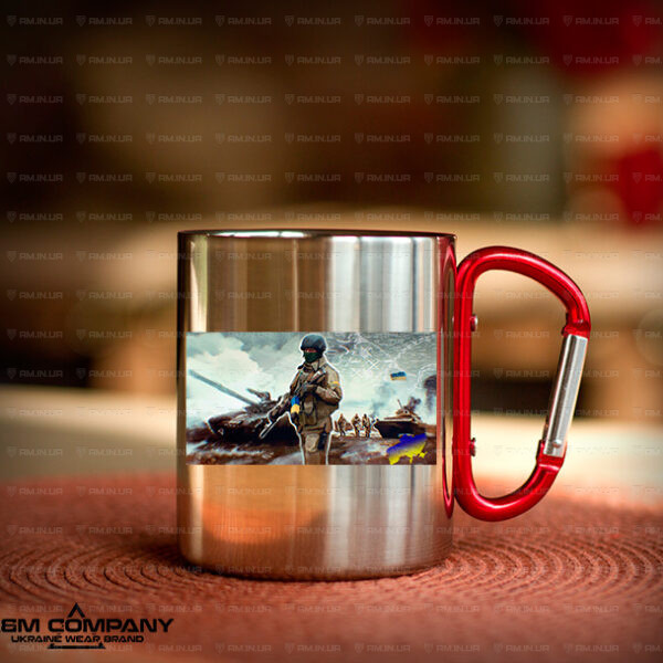 Железная кружка с карабином WARS