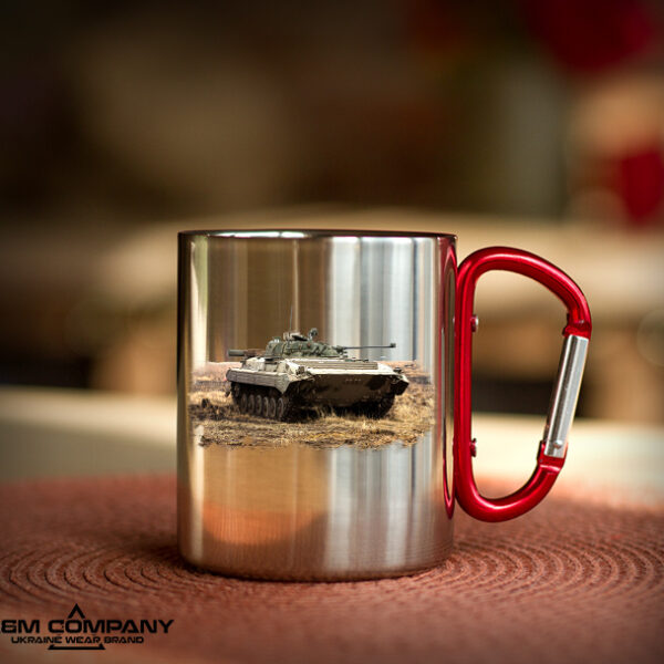 Железная кружка с карабином БМП